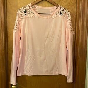 Pink long-sleeved top, XL.